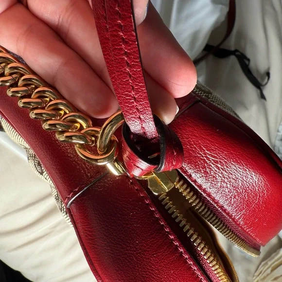 Gucci Beige and Red Crossbody Camera Bag (Rare) - Picture 11 of 16